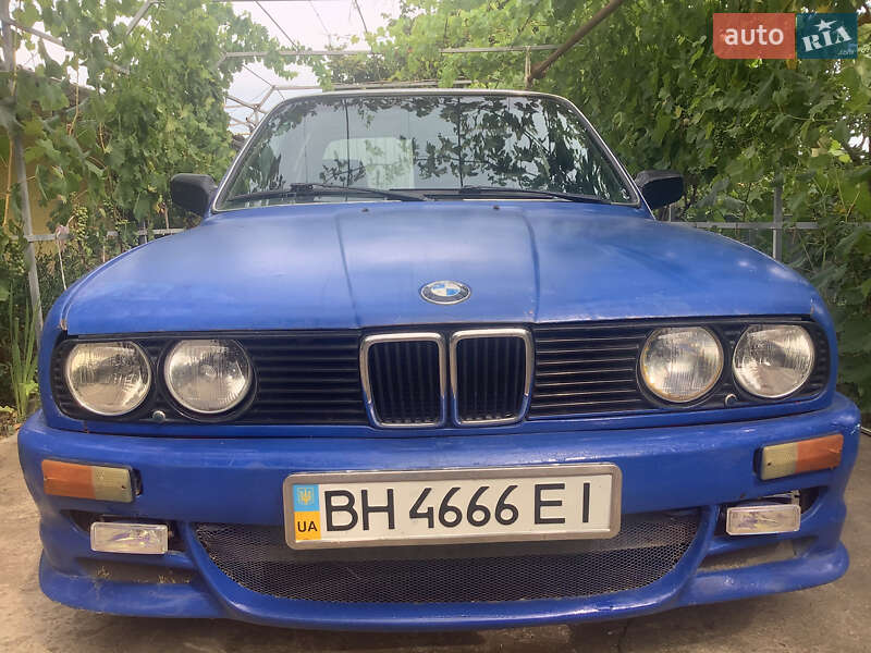 Седан BMW 3 Series 1987 в Ізмаїлі