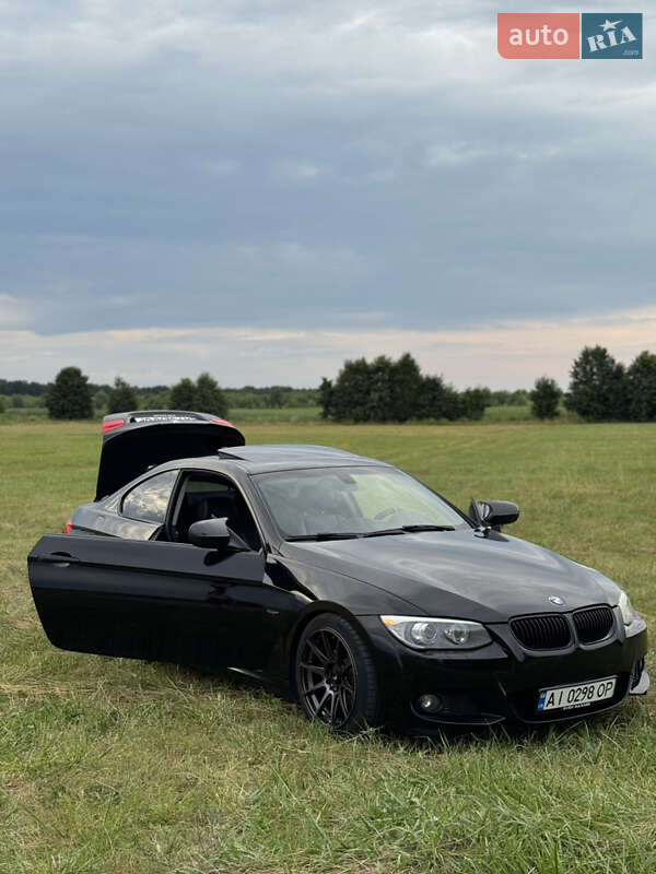 BMW 3 Series 2010