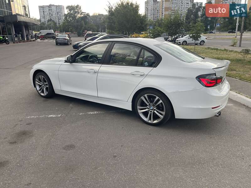 Седан BMW 3 Series 2012 в Києві