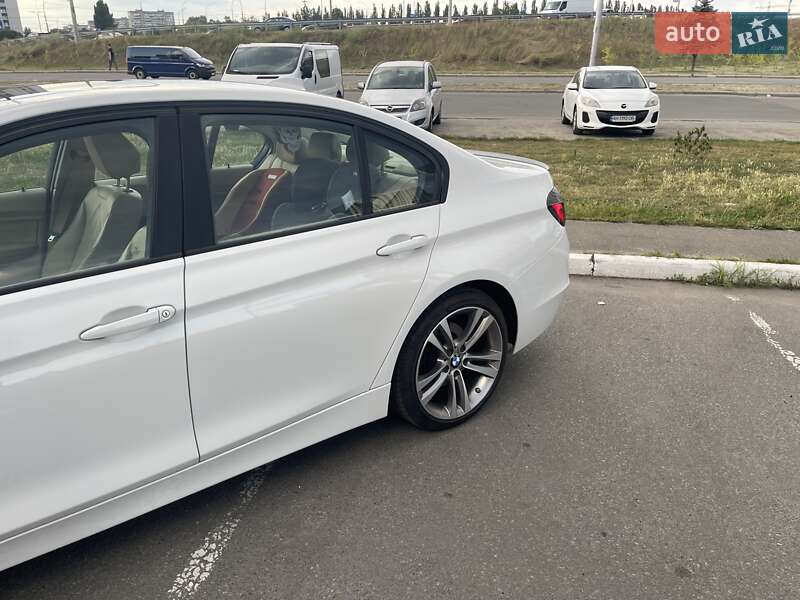 Седан BMW 3 Series 2012 в Києві