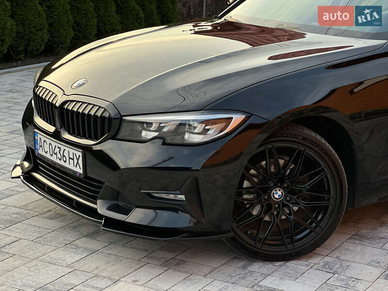 Седан BMW 3 Series 2019 в Луцке