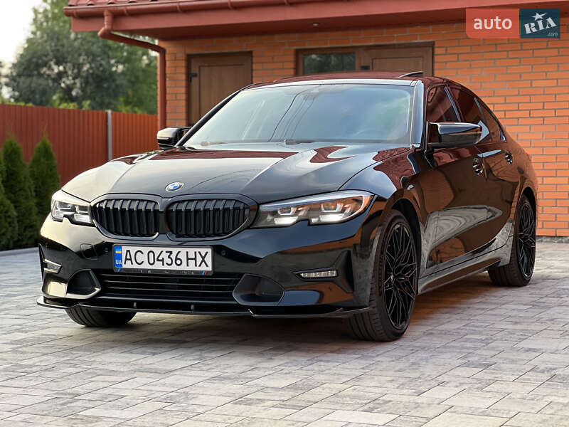 Седан BMW 3 Series 2019 в Луцке