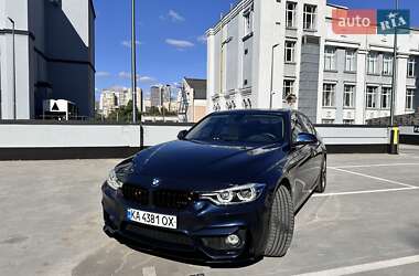 Седан BMW 3 Series 2015 в Киеве