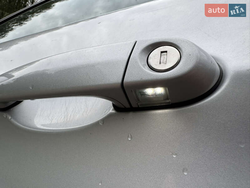 Универсал BMW 3 Series 2012 в Золочеве