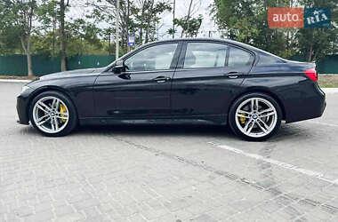 Седан BMW 3 Series 2017 в Киеве