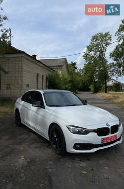 Седан BMW 3 Series 2016 в Львове