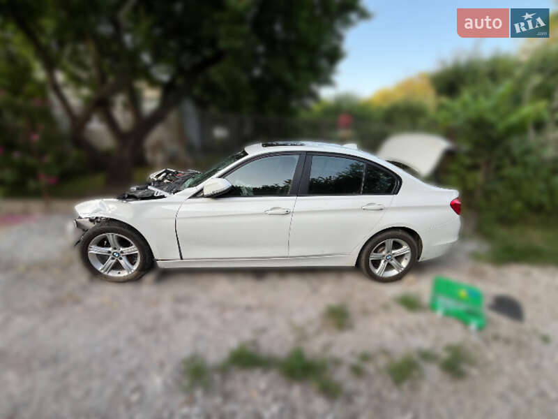 Седан BMW 3 Series 2013 в Дніпрі