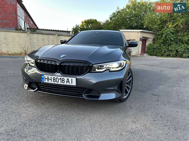 Седан BMW 3 Series 2019 в Одессе
