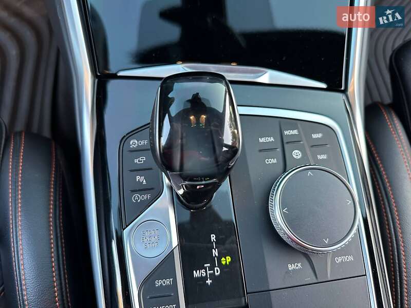Седан BMW 3 Series 2019 в Одессе