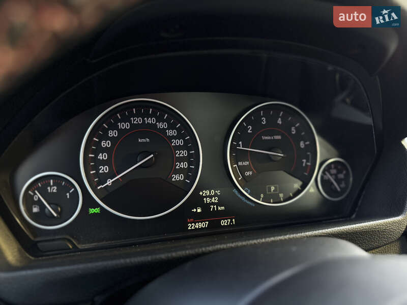 Седан BMW 3 Series 2013 в Николаеве