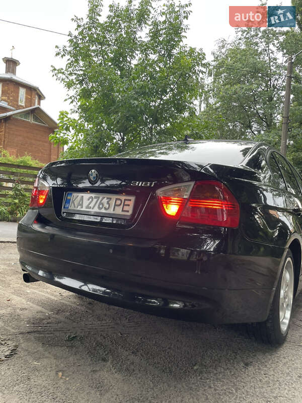 Седан BMW 3 Series 2006 в Киеве