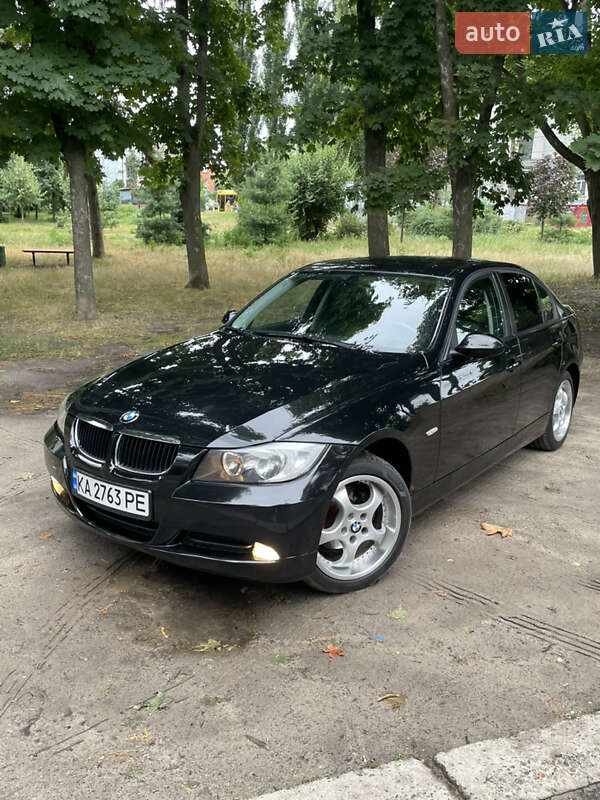 Седан BMW 3 Series 2006 в Киеве