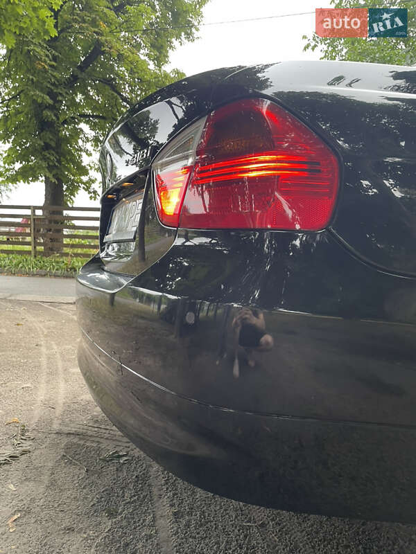 Седан BMW 3 Series 2006 в Киеве