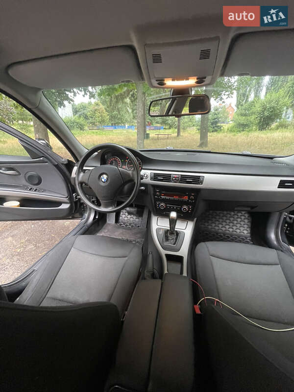 Седан BMW 3 Series 2006 в Киеве