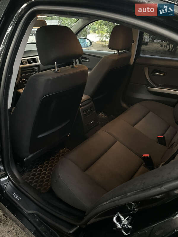 Седан BMW 3 Series 2006 в Киеве