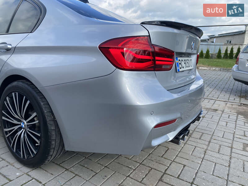 Седан BMW 3 Series 2013 в Львове