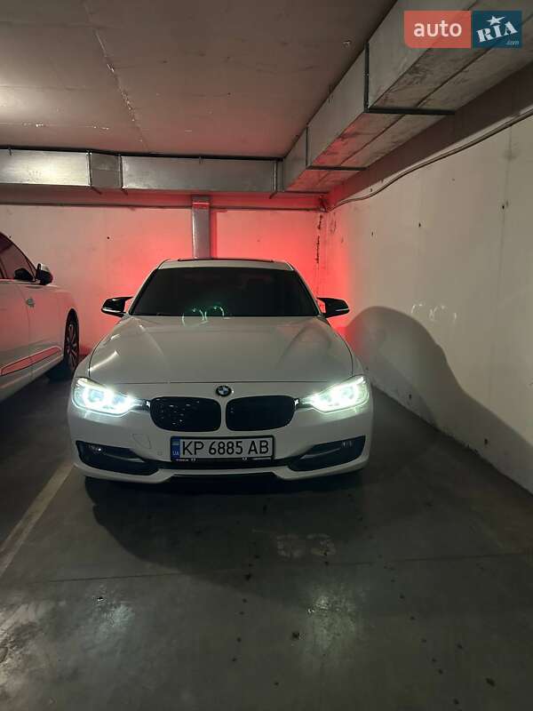 Седан BMW 3 Series 2012 в Запорожье