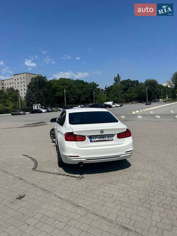 Седан BMW 3 Series 2012 в Запорожье