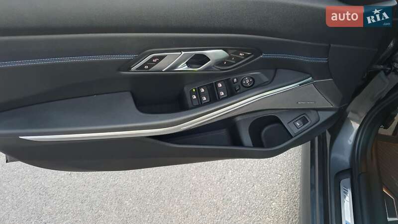 Седан BMW 3 Series 2021 в Днепре