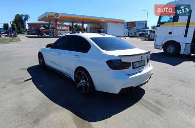 Седан BMW 3 Series 2015 в 