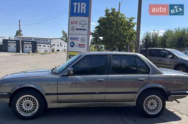 Седан BMW 3 Series 1985 в 
