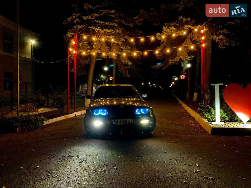 BMW 3 Series 2001