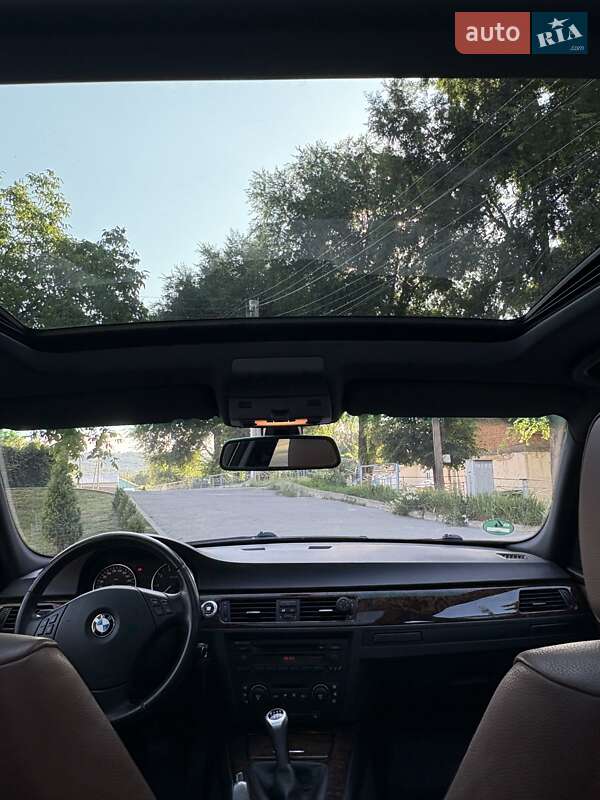 Универсал BMW 3 Series 2006 в Могилев-Подольске фото 11 Универсал BMW 3 Series 2006 в Могилев-Подольске
