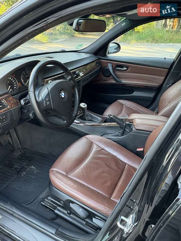 Универсал BMW 3 Series 2006 в Могилев-Подольске фото 10 Универсал BMW 3 Series 2006 в Могилев-Подольске