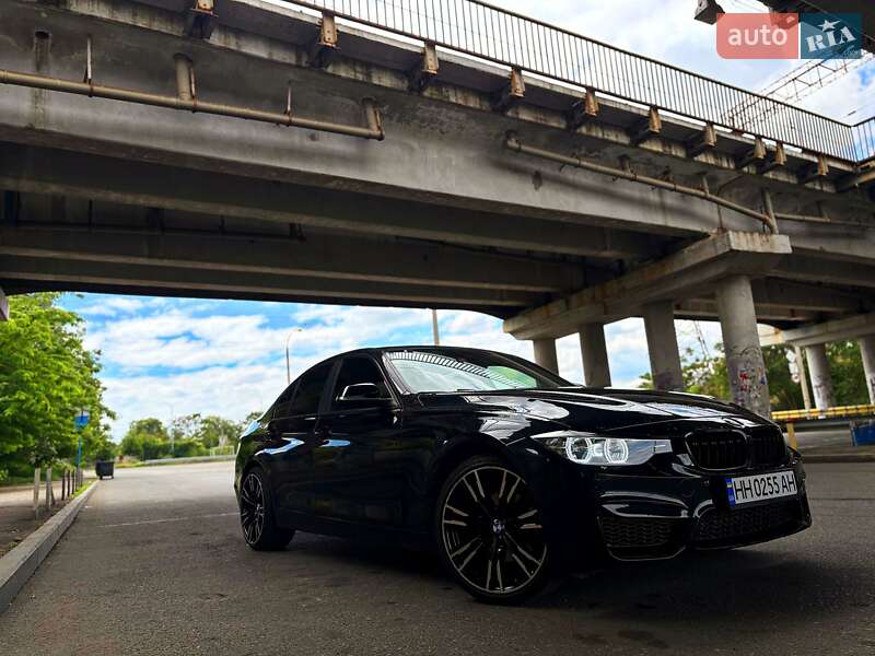 Седан BMW 3 Series 2013 в Одесі