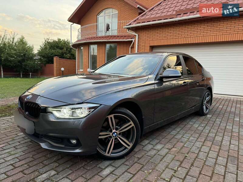 Седан BMW 3 Series 2018 в Виннице