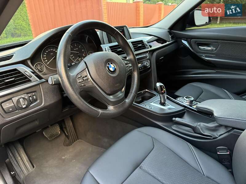 Седан BMW 3 Series 2018 в Виннице