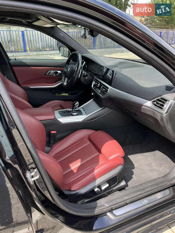 Седан BMW 3 Series 2021 в Тернополе