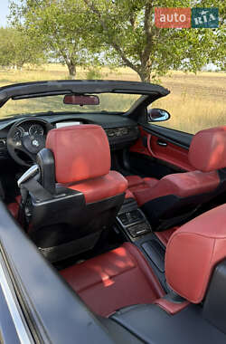 Кабриолет BMW 3 Series 2007 в 