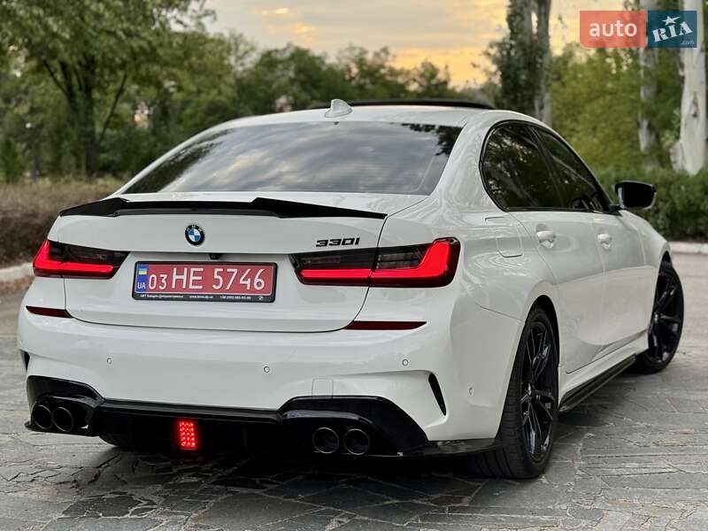 Седан BMW 3 Series 2021 в Днепре