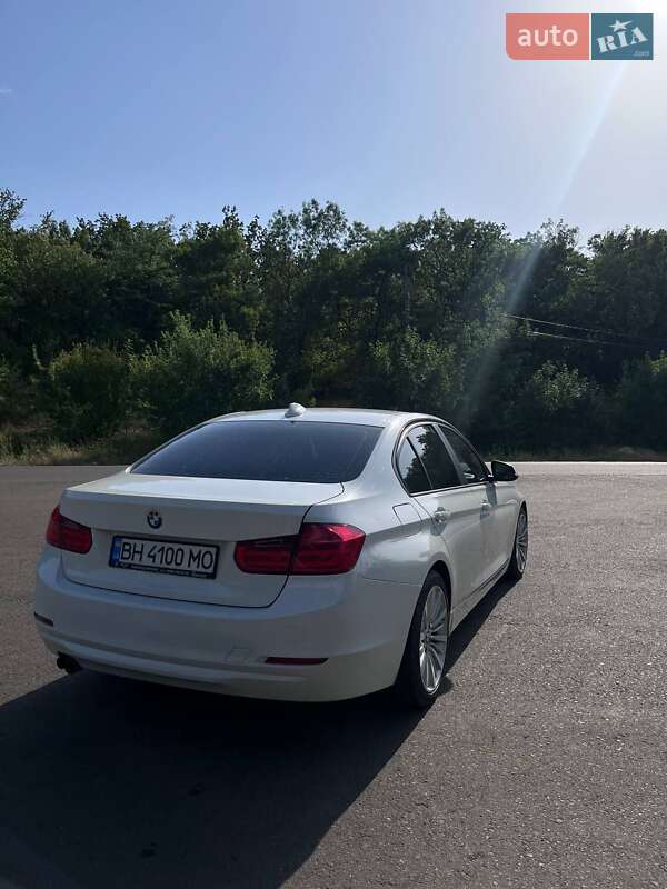 Седан BMW 3 Series 2013 в Березовке