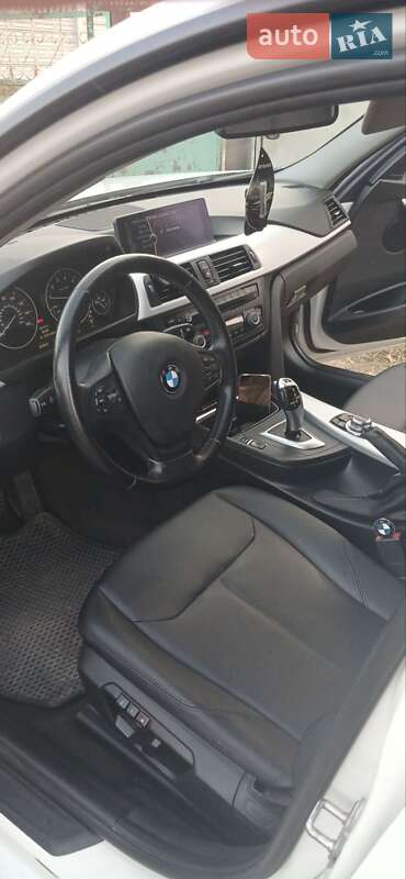 Седан BMW 3 Series 2013 в Березовке