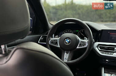 Седан BMW 3 Series 2019 в 