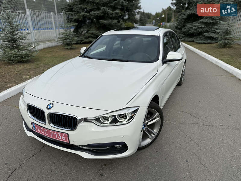 Седан BMW 3 Series 2017 в Киеве
