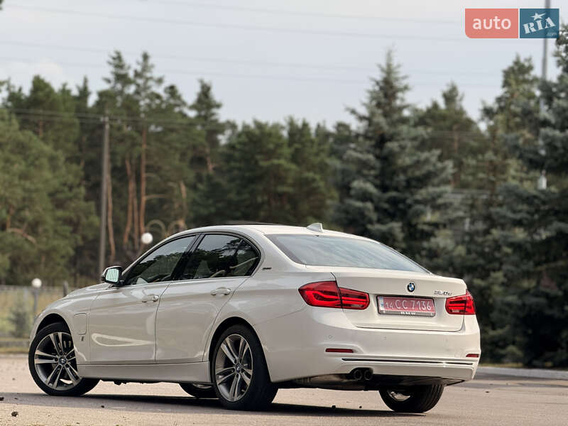 Седан BMW 3 Series 2017 в Киеве