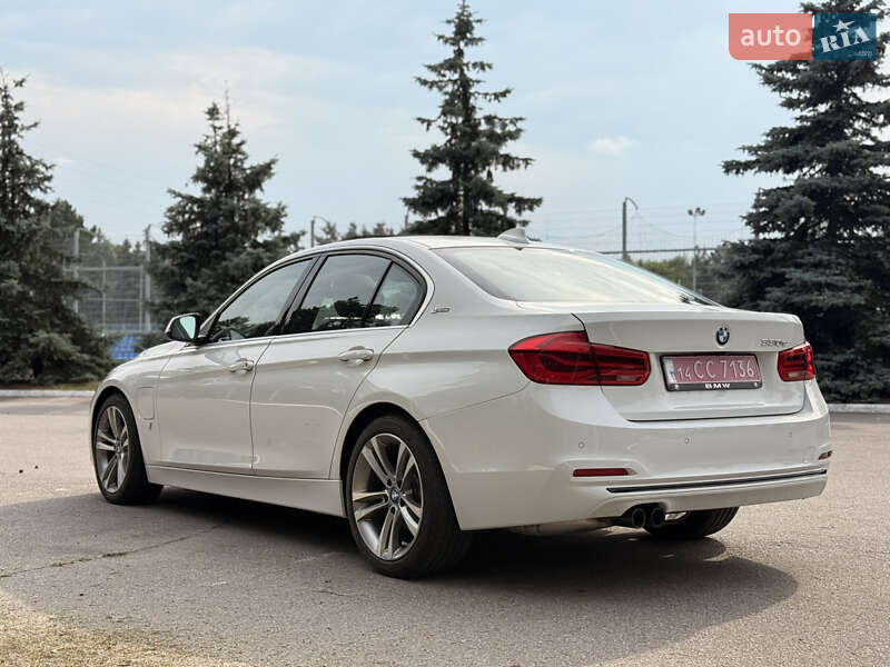 Седан BMW 3 Series 2017 в Киеве
