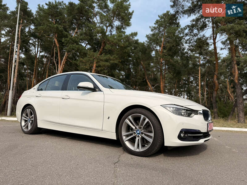 Седан BMW 3 Series 2017 в Киеве
