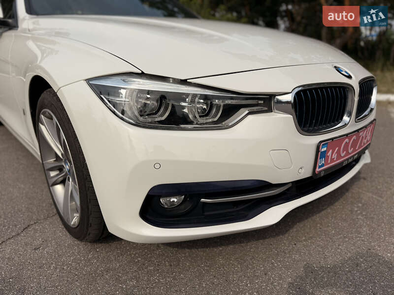 Седан BMW 3 Series 2017 в Киеве