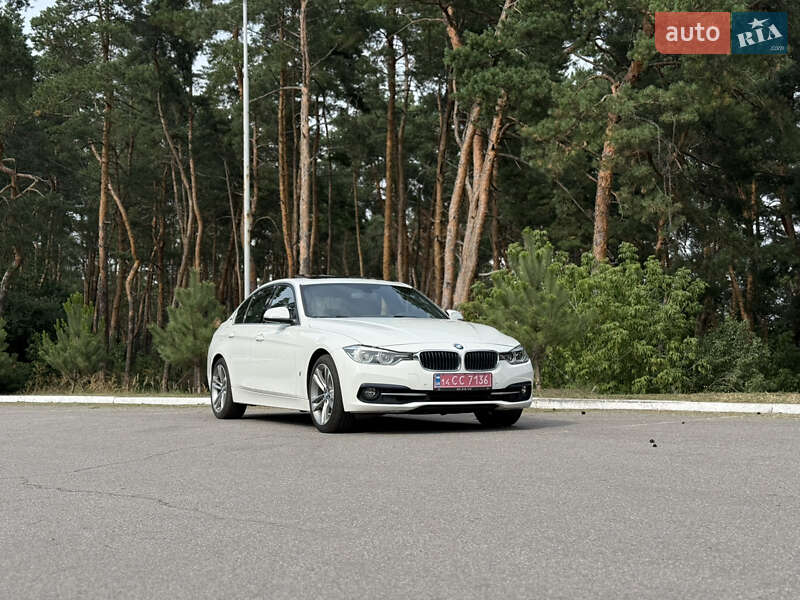 Седан BMW 3 Series 2017 в Киеве