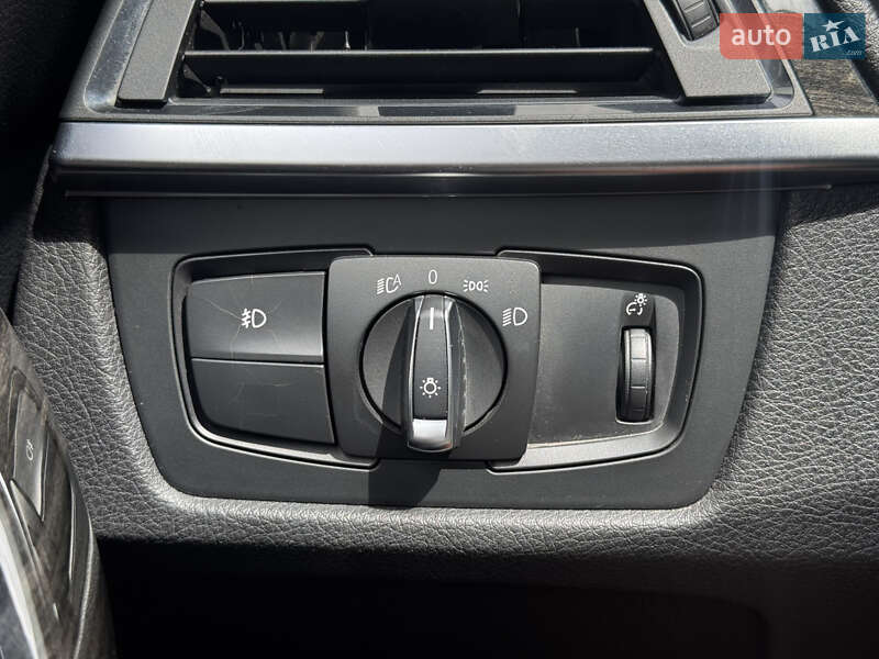 Седан BMW 3 Series 2013 в Киеве