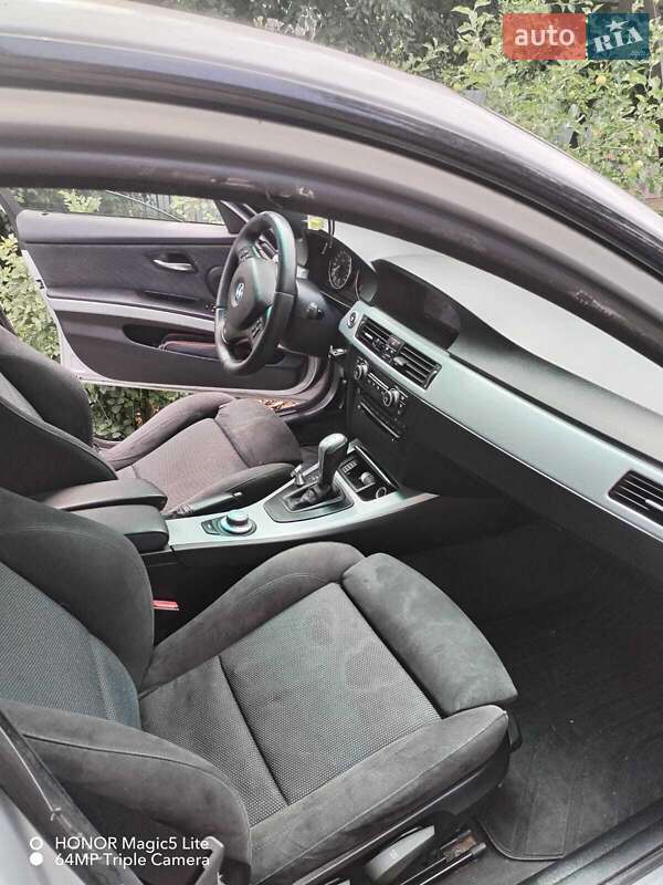 Седан BMW 3 Series 2008 в Дунаївцях