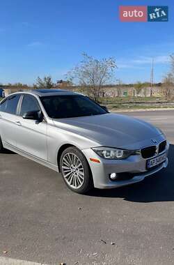 Седан BMW 3 Series 2015 в Киеве