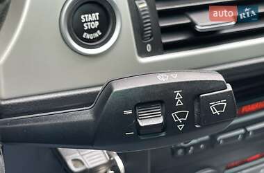 Седан BMW 3 Series 2011 в 