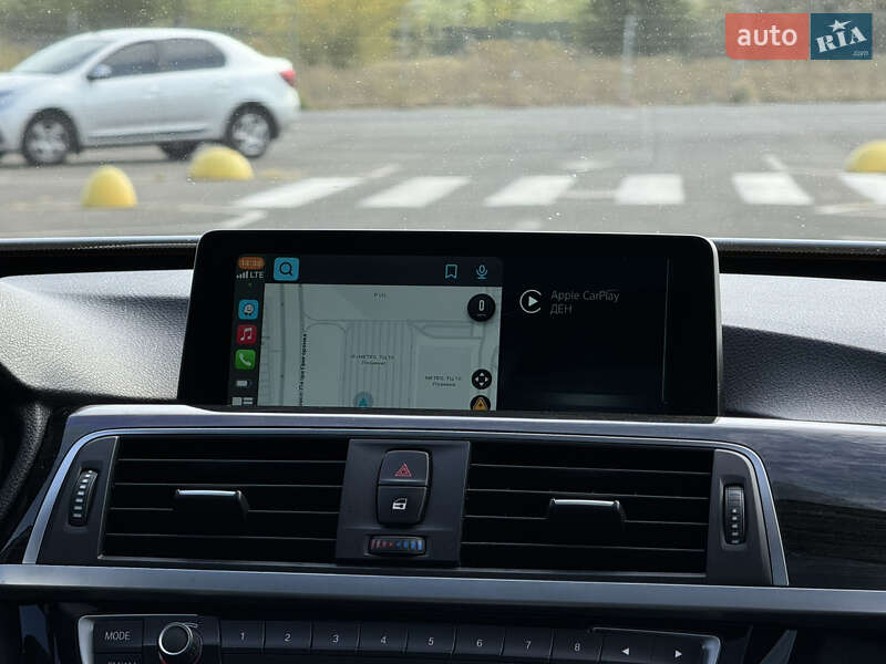 Седан BMW 3 Series 2017 в Києві