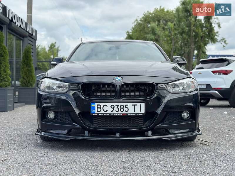 Седан BMW 3 Series 2016 в Львові