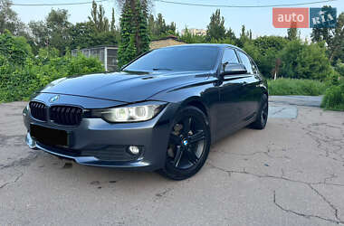 Седан BMW 3 Series 2015 в Києві